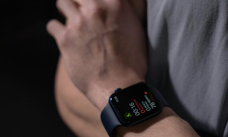 أفضل الساعات الذكية للصحة والرياضة Apple Watch Series 10